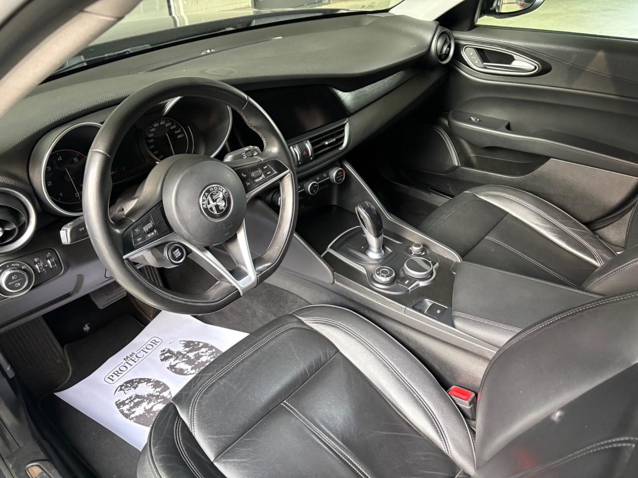 Alfa Romeo Giulia 2.2 Turbodiesel 136 CV AT8 Business