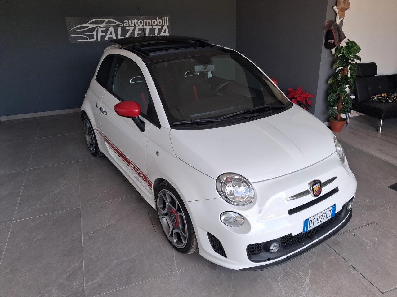 Abarth 500 1.4 Turbo T-Jet si accettano permute tetto panoramico apribile