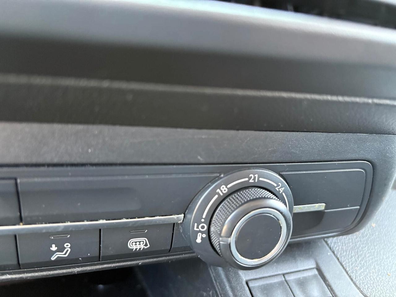 Peugeot Partner PREMIUM BlueHDi 100 L1 PC SPOTICAR