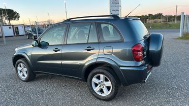 Toyota RAV 4 RAV4 2.0 Tdi D-4D cat 5 porte Sol