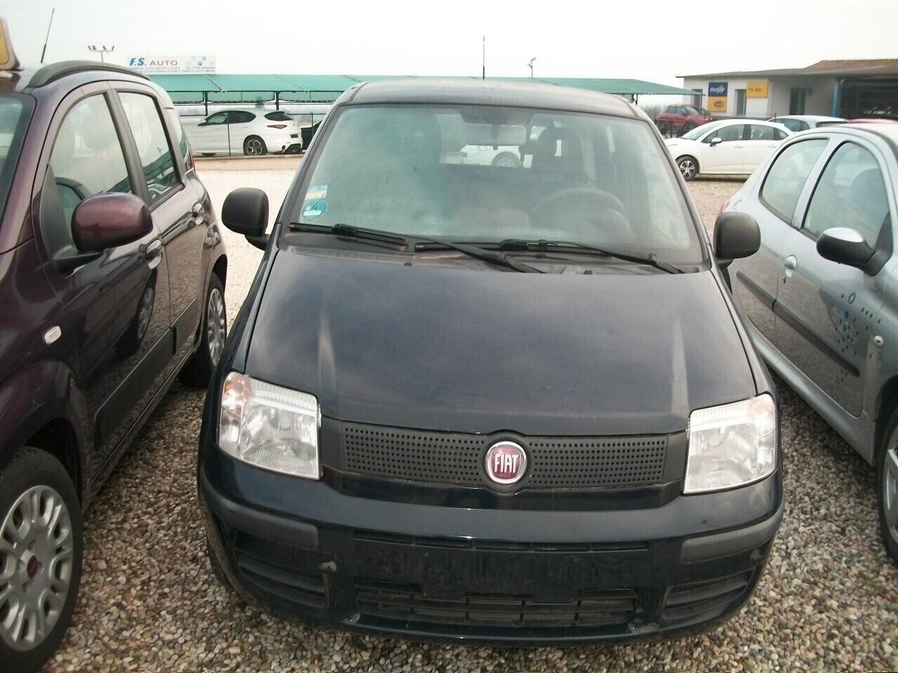 Fiat Panda 1.2 Emotion 1242 BENZINA EURO 05 NERA KM 199587 A EURO 4490,00 PIU PASSAGGIO GARANZIA UN ANNO