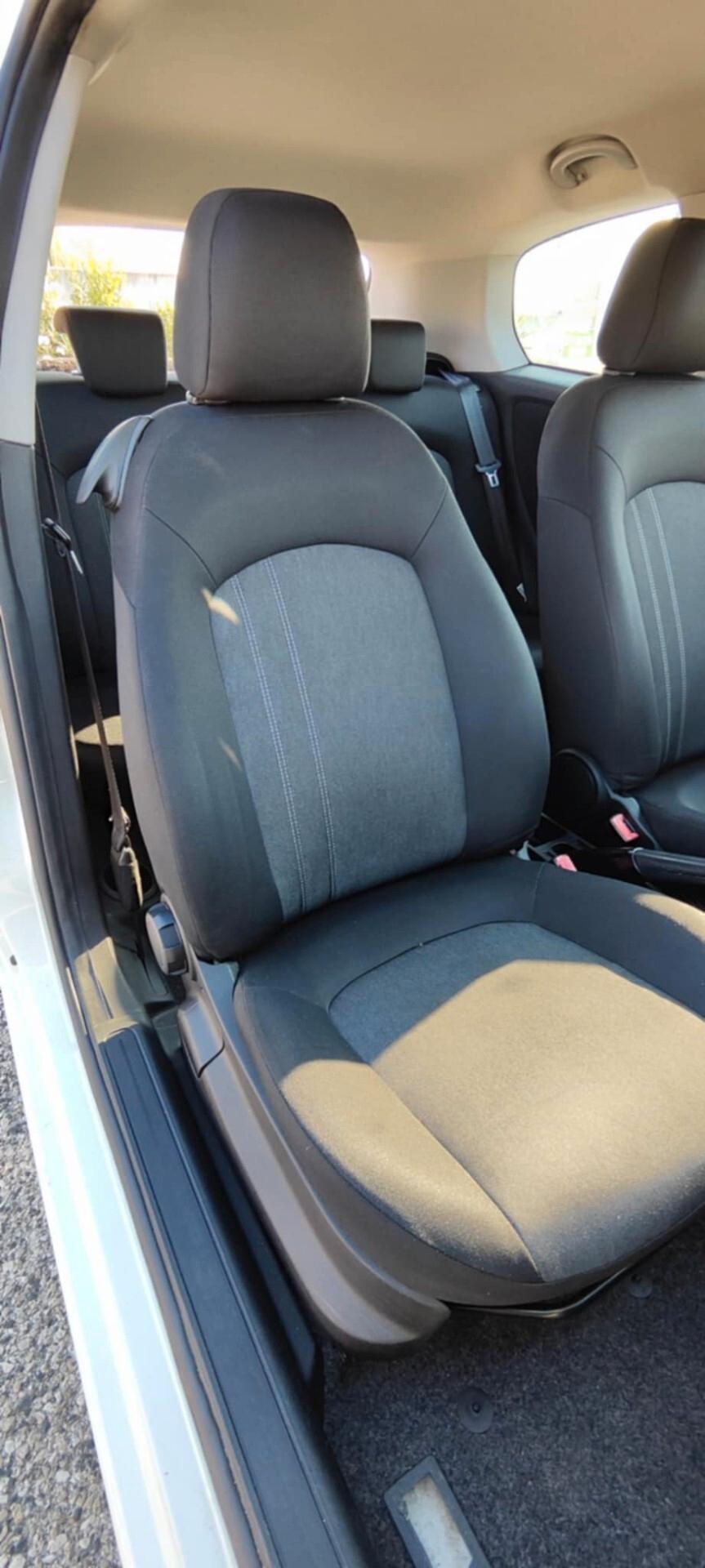Fiat Punto 1.3 MJT II 75 CV 3 porte Street