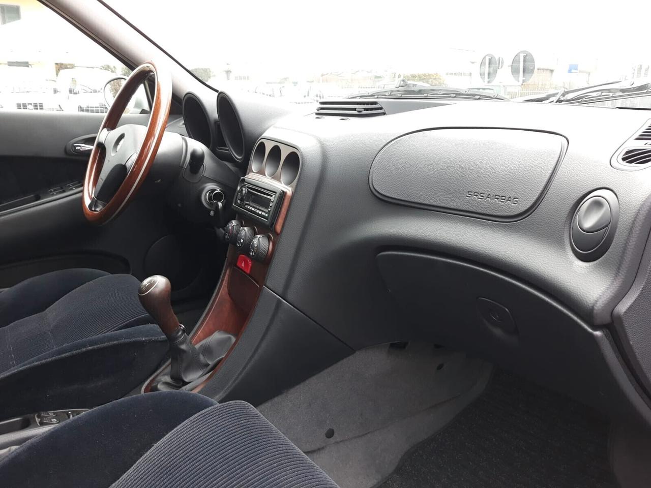 Alfa Romeo 156 1.8i 16V Twin Spark cat Sportwagon Distinctive