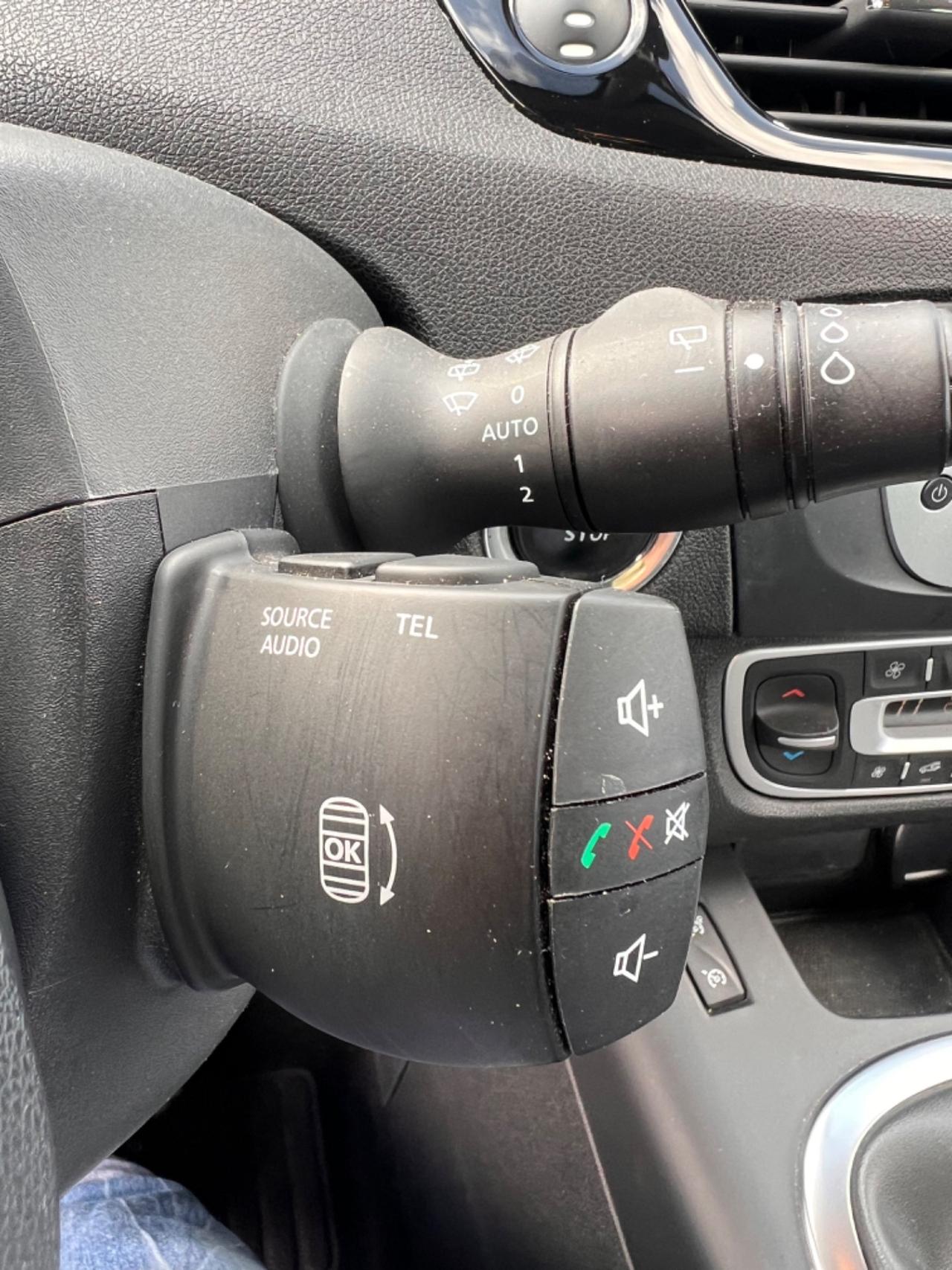 Renault Scenic Scénic XMod Cross 1.5 dCi 110CV EDC Energy