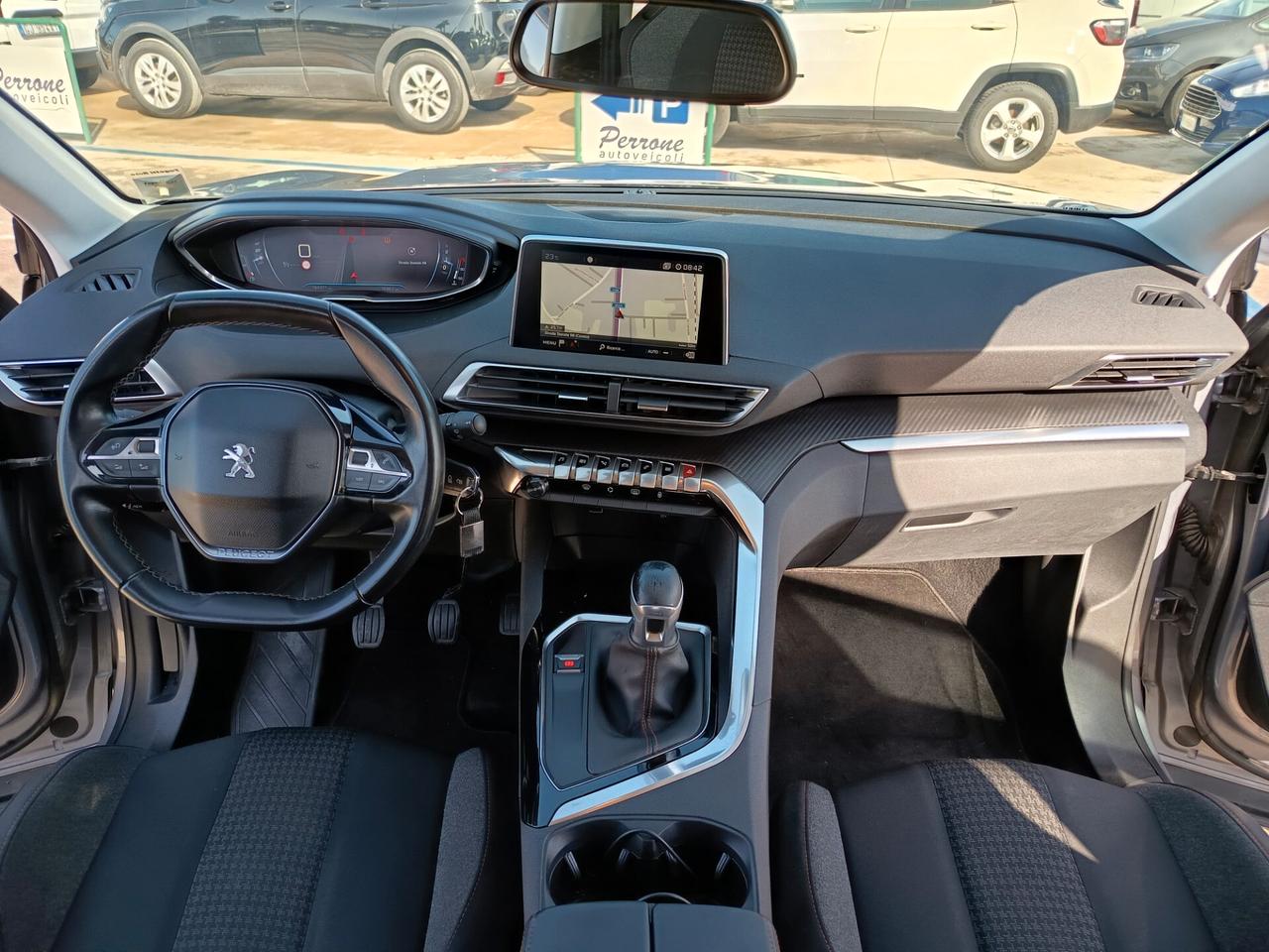 Peugeot 3008 BlueHDi 120 S&S Business