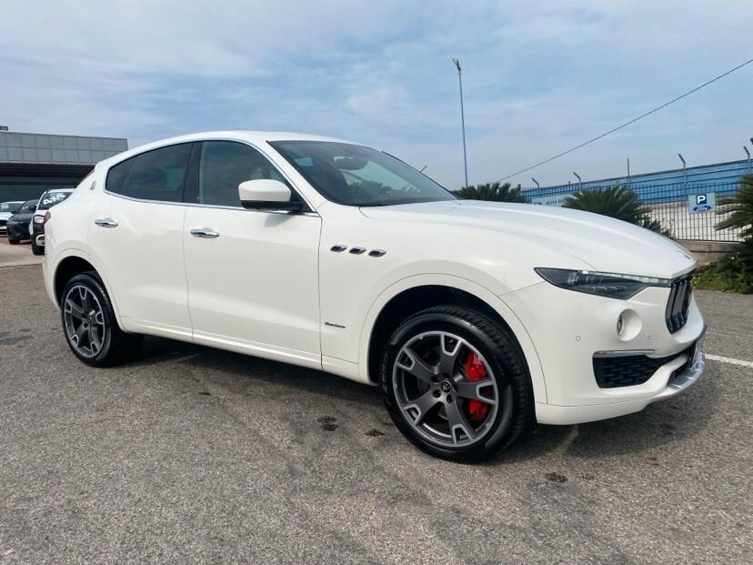 Maserati Levante V6 430 CV S Granlusso