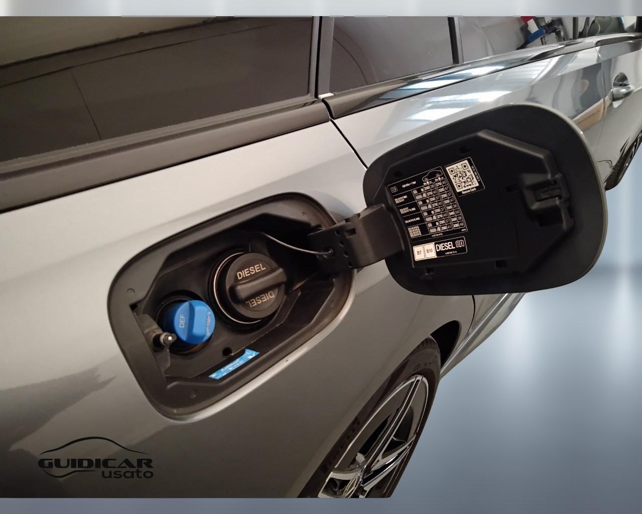 Mercedes-Benz Classe C-S206 SW 2021 - C SW 220 d mhev Premium Pro auto