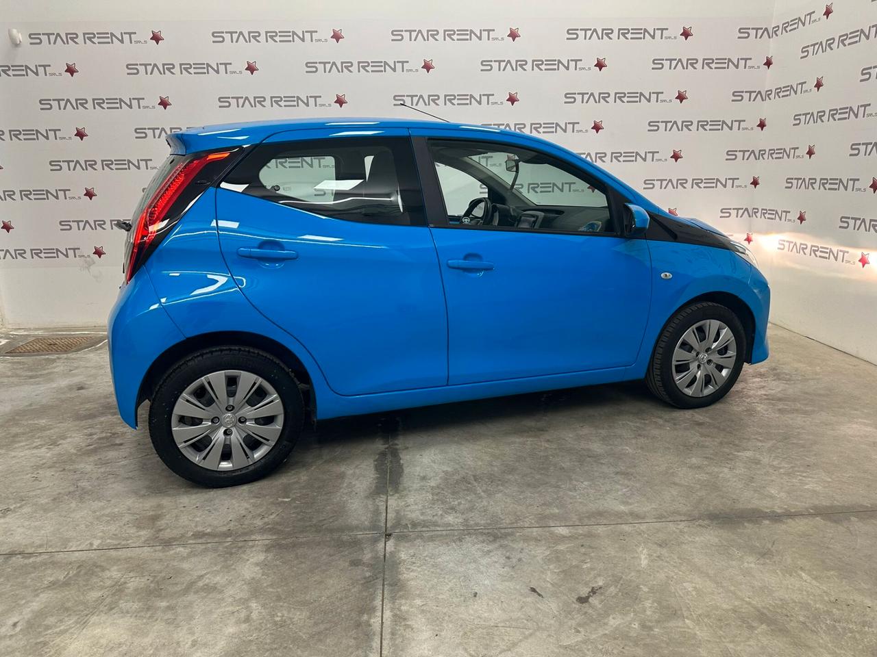 Toyota Aygo Connect 1.0 VVT-i 72 CV 5 porte x-cool CAMBIO AUTOMATICO