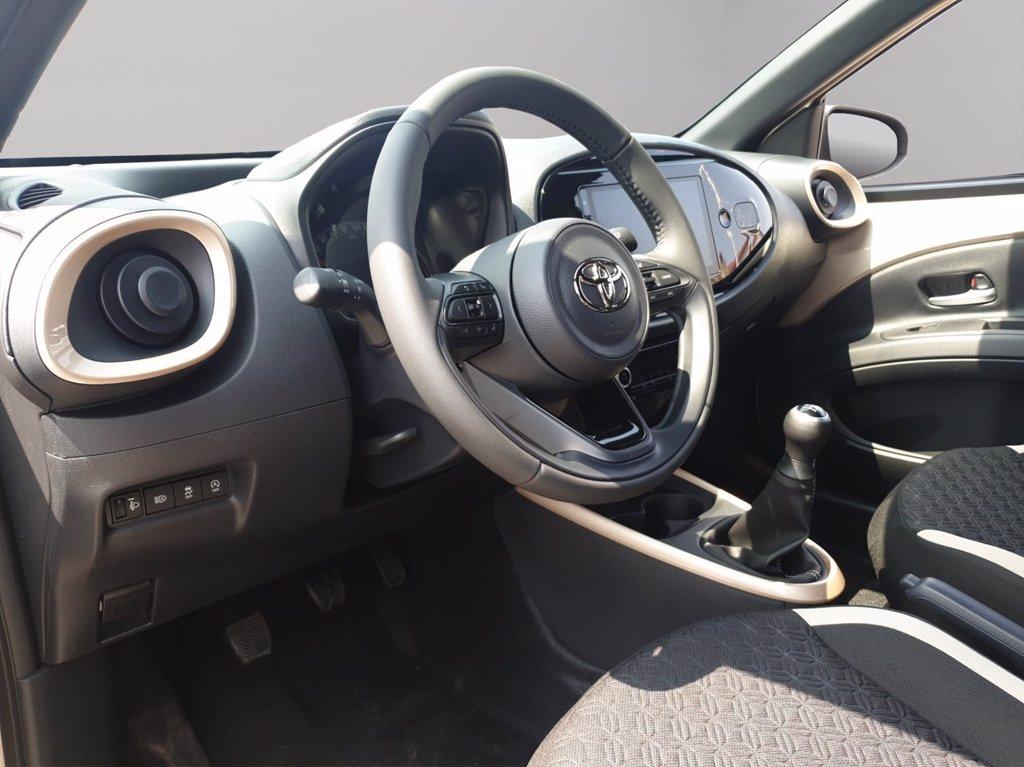 TOYOTA Aygo x 1.0 trend 72cv del 2025