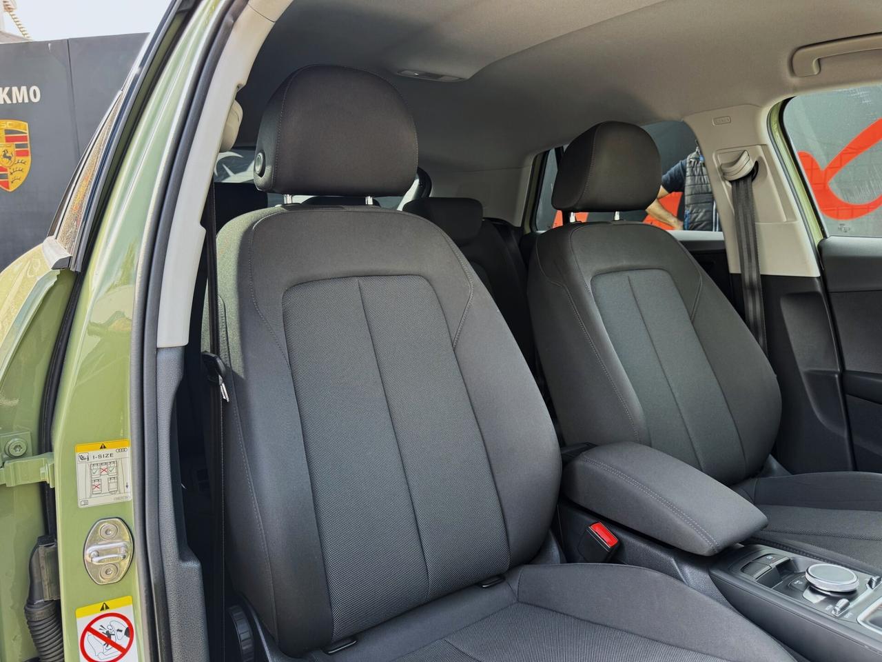 Audi Q2 30 TDI Identity Black S-tron S line 116CV
