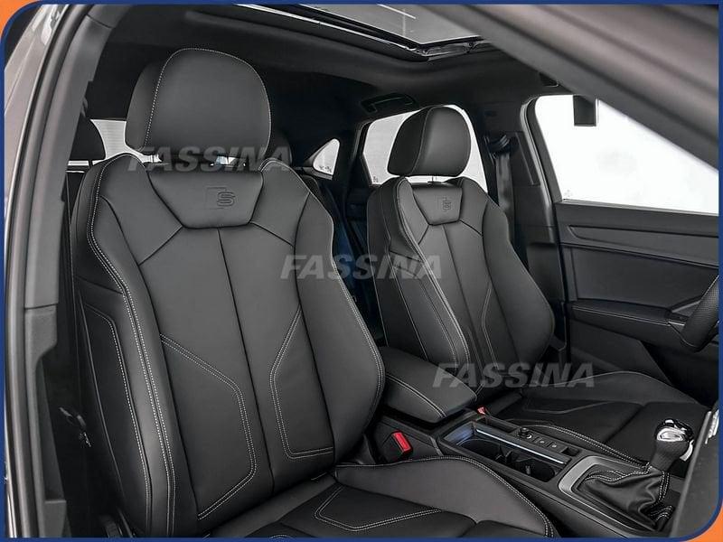 Audi Q3 SPB 40 TDI quattro S tronic S Line Identity Black