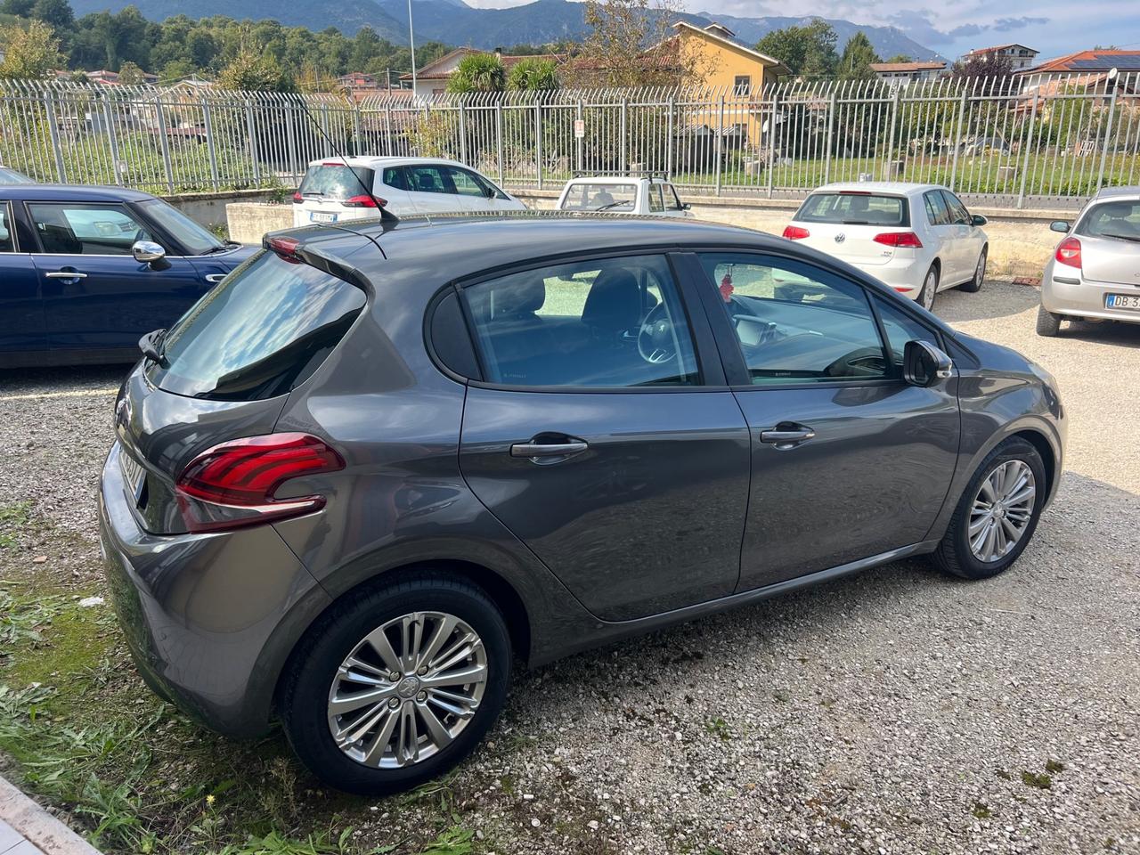 Peugeot 208 BlueHDi 75 5 porte Active