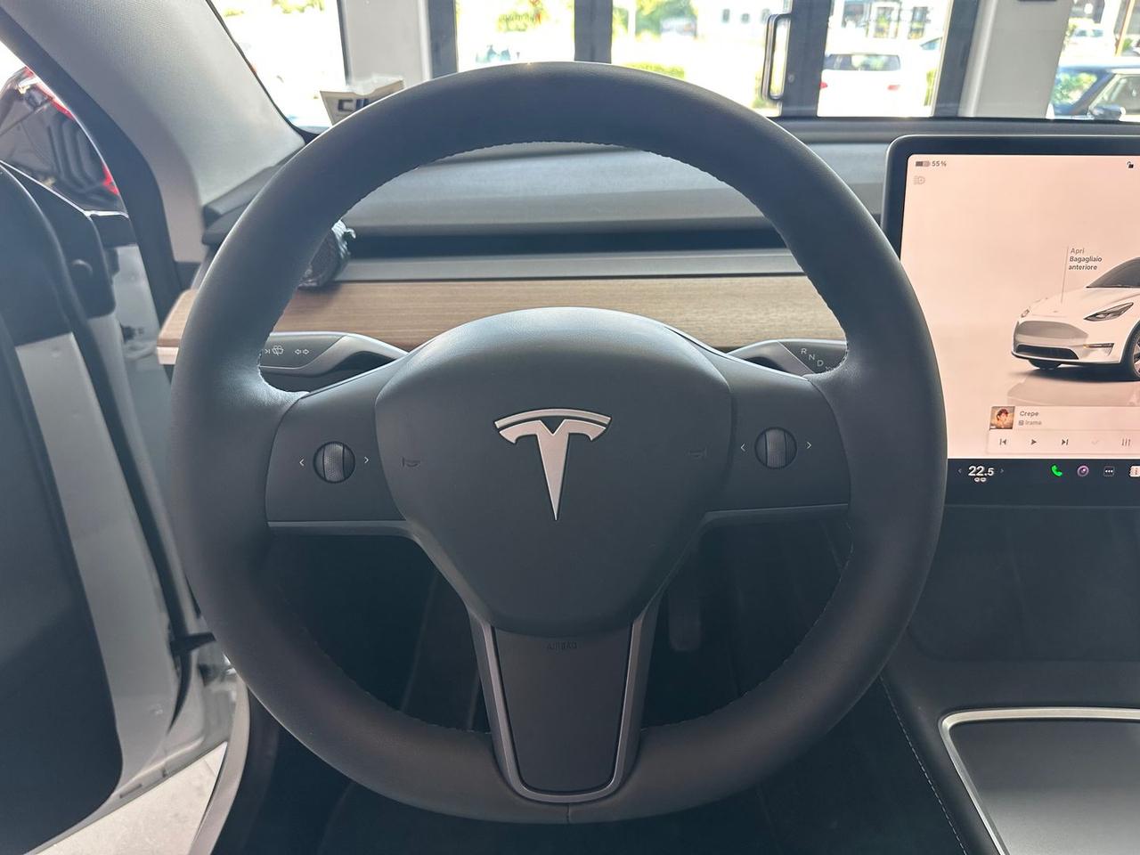 Tesla Model Y Standard Range RWD single moto #6584