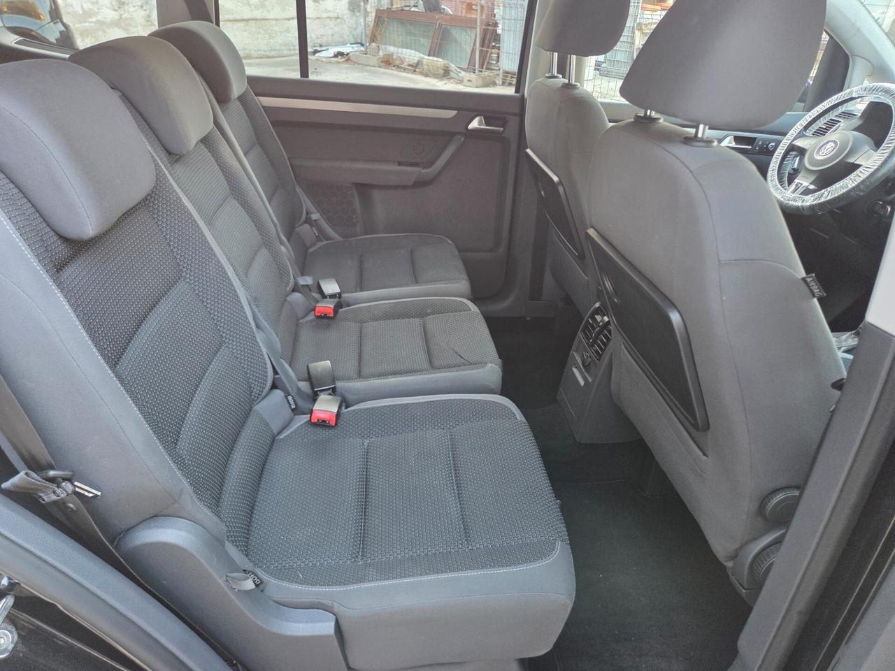 Volkswagen Touran 1.6 TDI 105cv DSG Highline