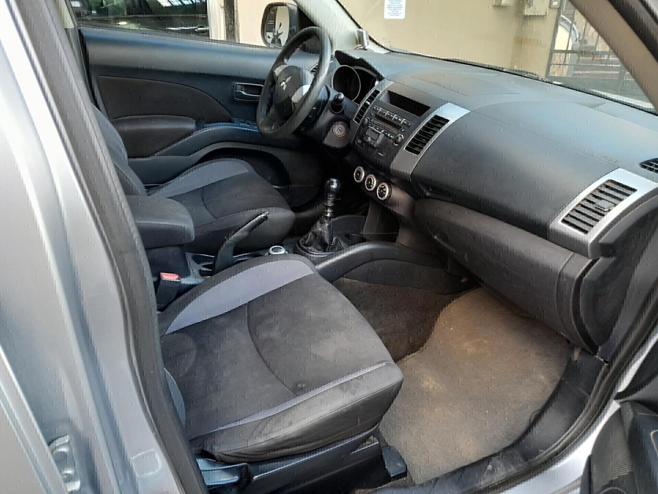 Mitsubishi Outlander 2.0 4X4