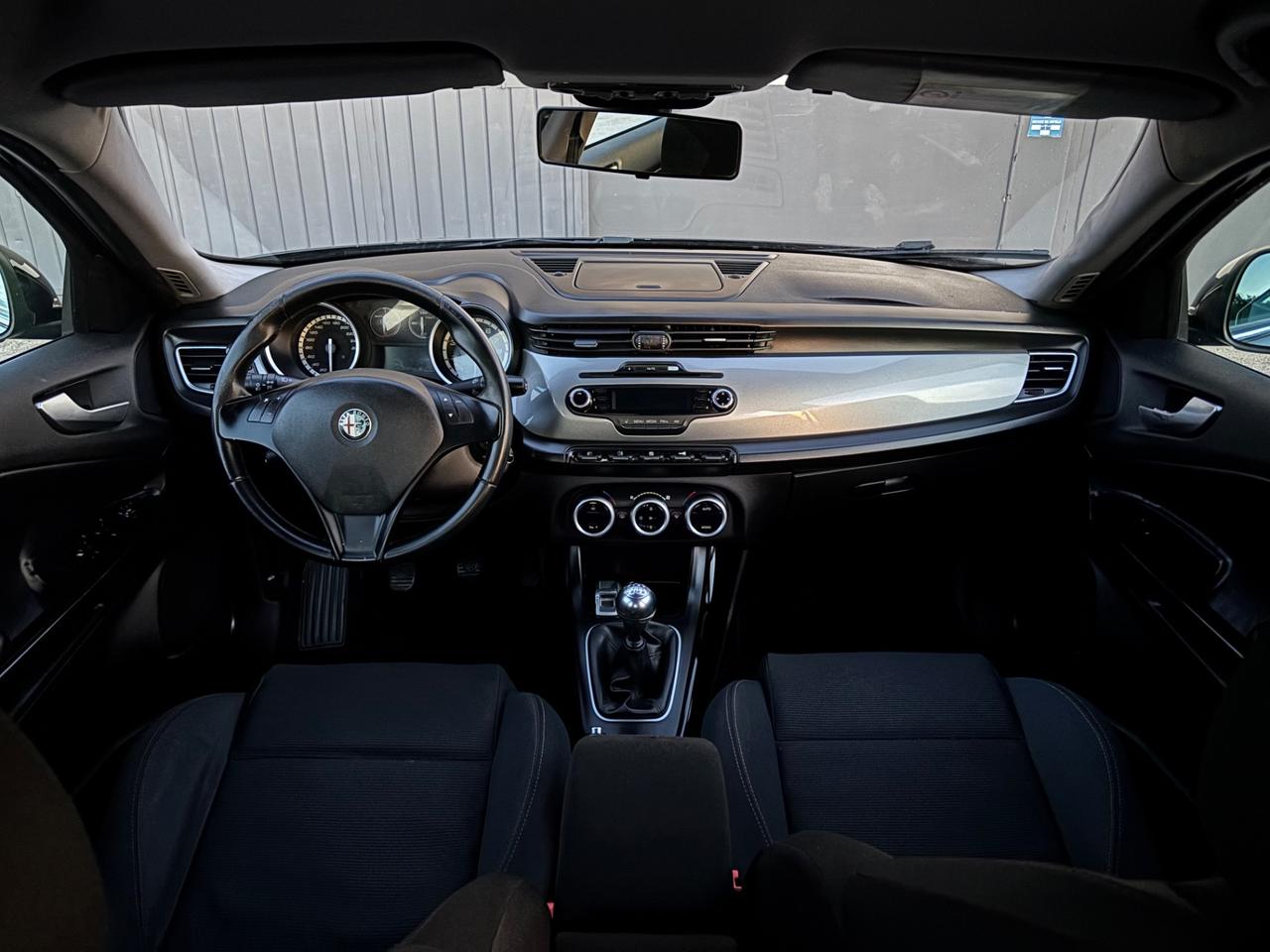 Alfa Romeo Giulietta 1.4 benzina. Garanzia 12 mesi