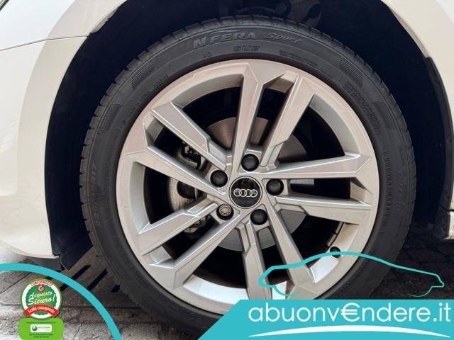 AUDI A3 SPB 35 TFSI Identity Black KM ZERO