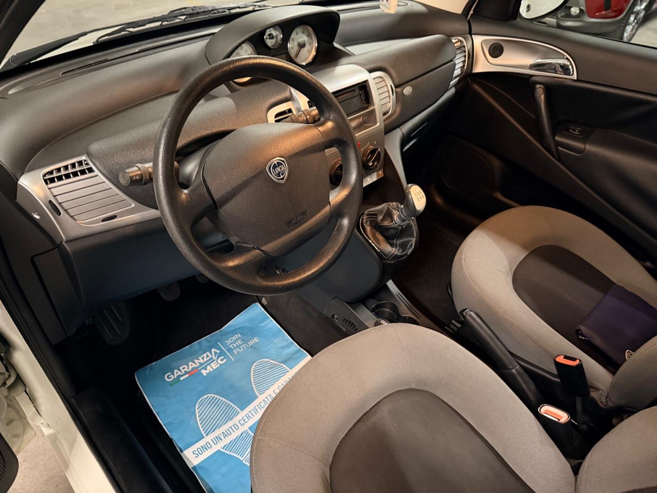 Lancia Ypsilon 1.2 Oro