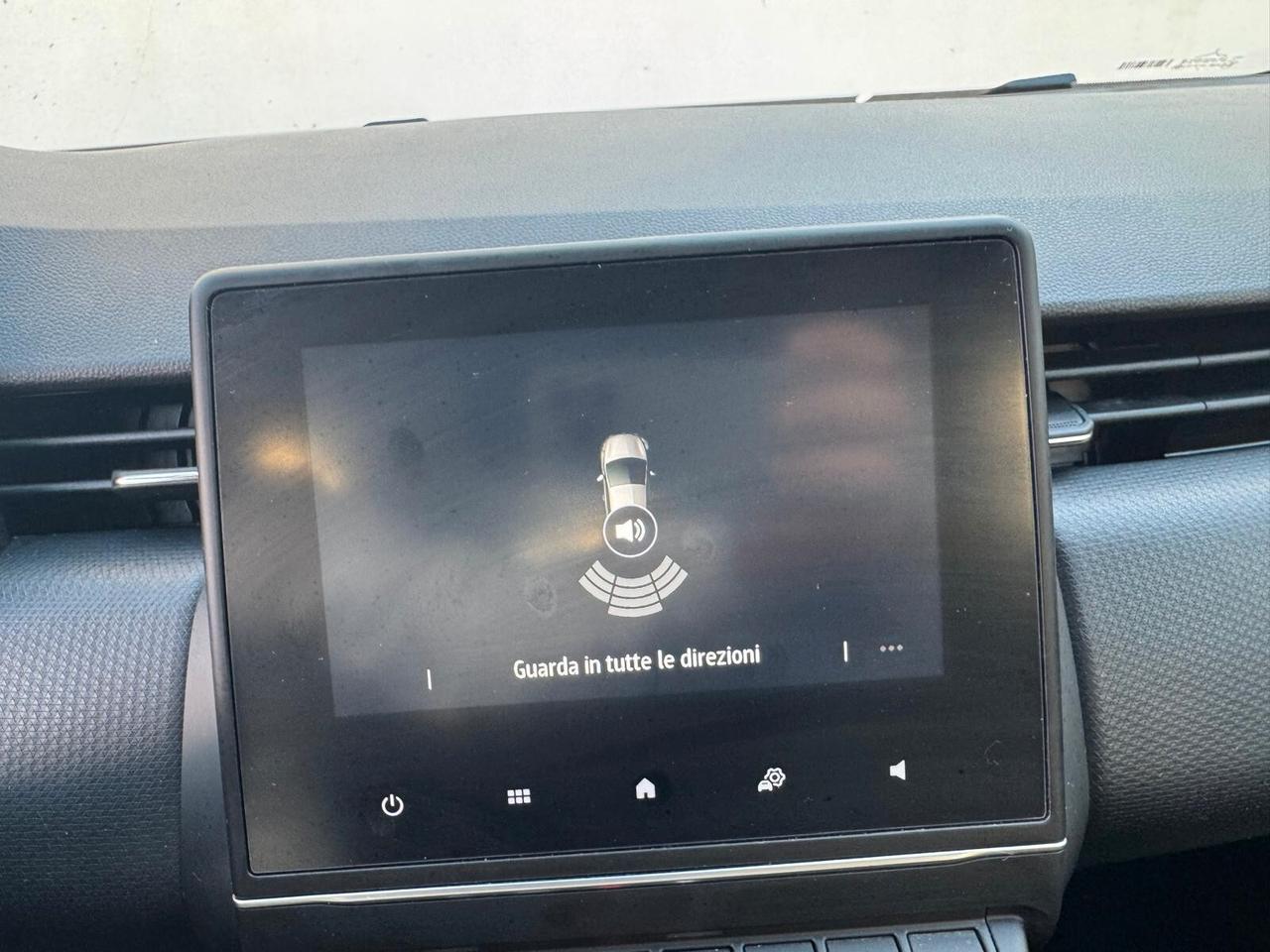 RENAULT CLIO 1.6 E-Tech 145 CV 2023!!! EQUILIBRE!!!