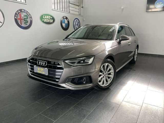 Audi A4 Avant 30 TDI 136 CV S tronic