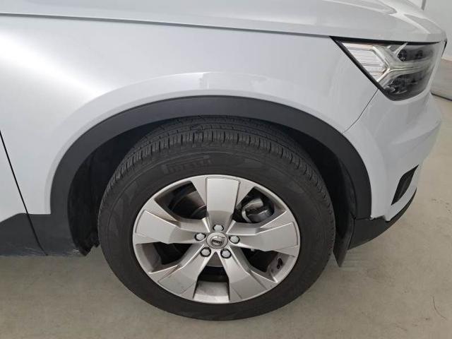 VOLVO XC40 D3 AWD Geartronic Momentum N1 N°GB110