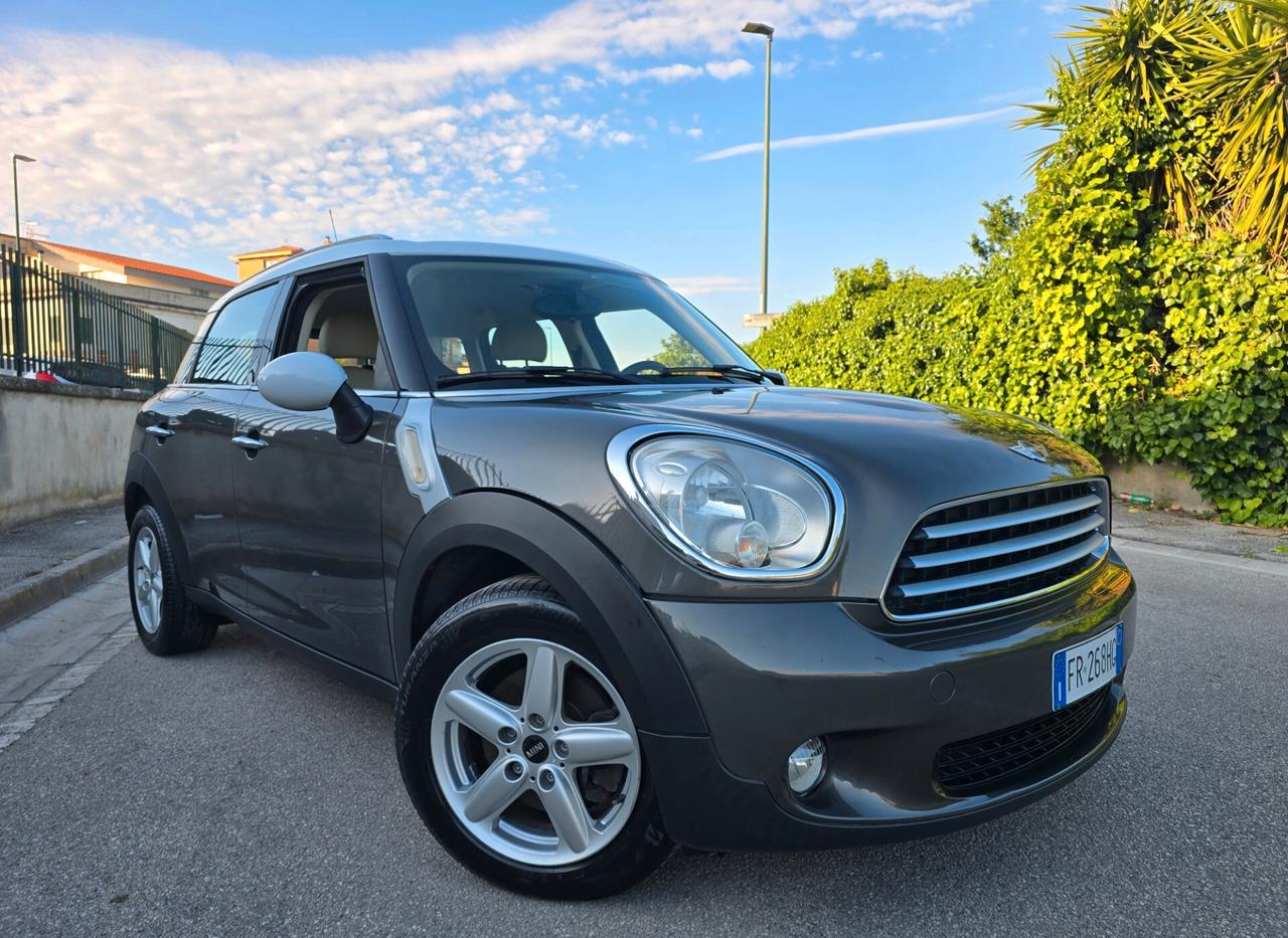 MINI COUNTRYMAN BI-COLOR 1.6 DIESEL NUOVISSIMA
