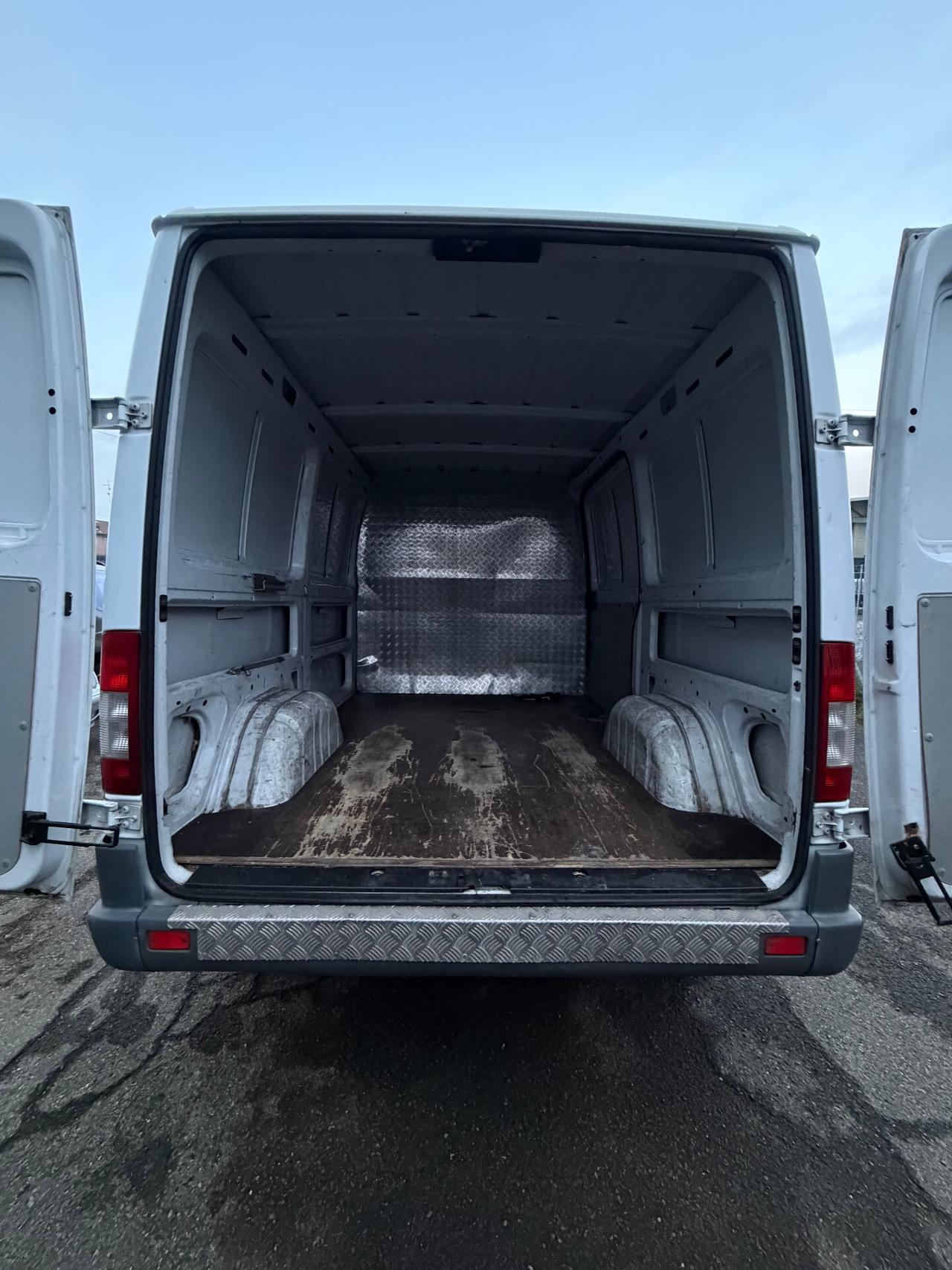 Mercedes Benz Sprinter