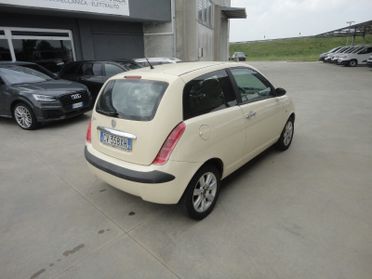 LANCIA Ypsilon 1.2 Oro