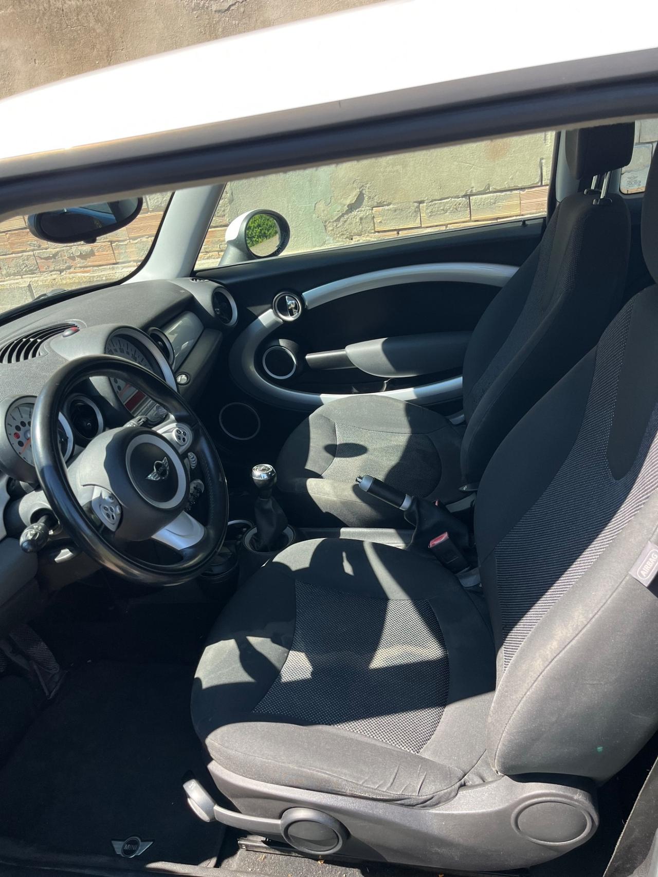 MINI COOPER 1.6 BENZINA LEGGI BENE ANNUNCIO