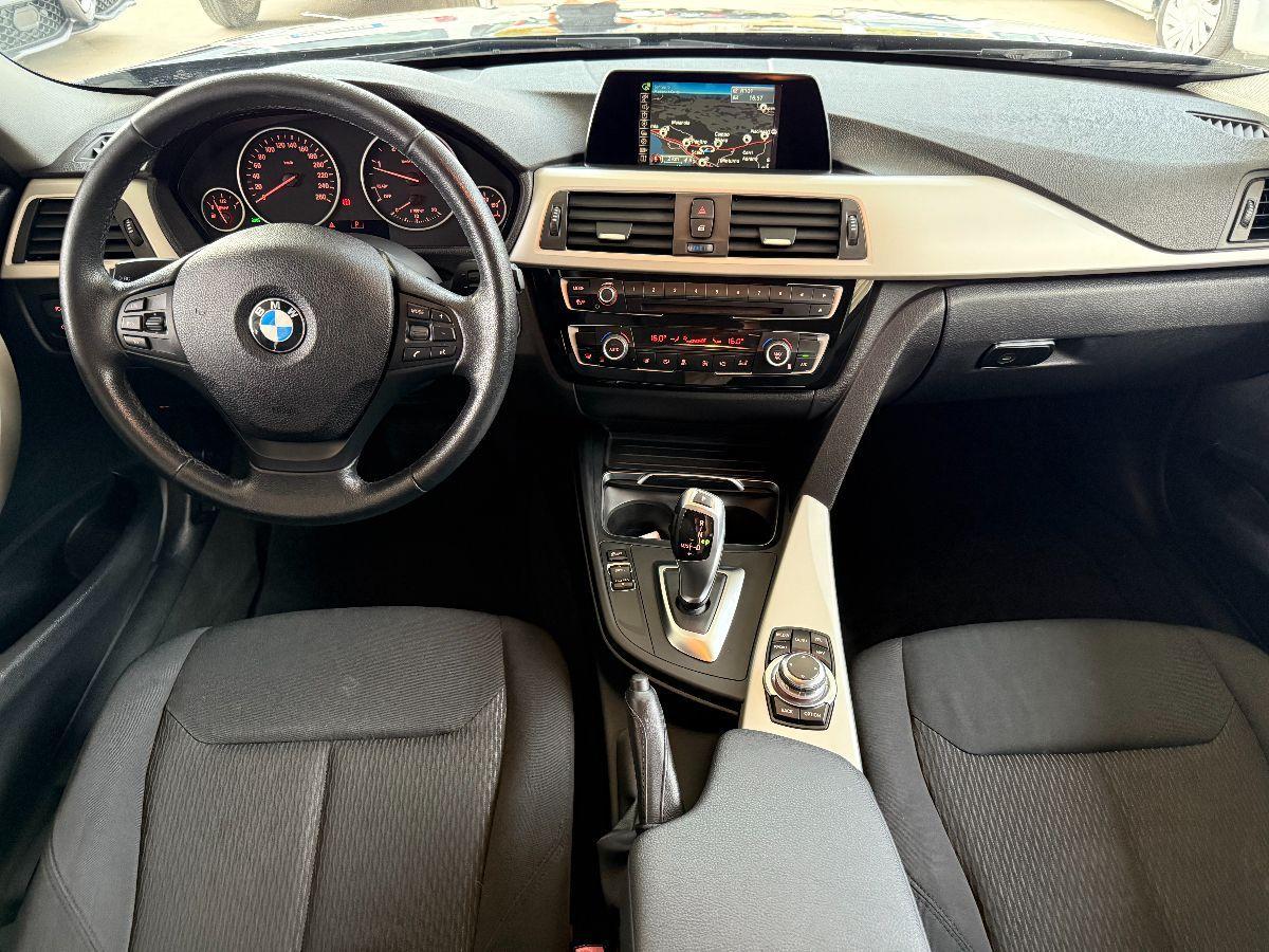 BMW - Serie 3 Touring 318d Touring Business Advantage auto