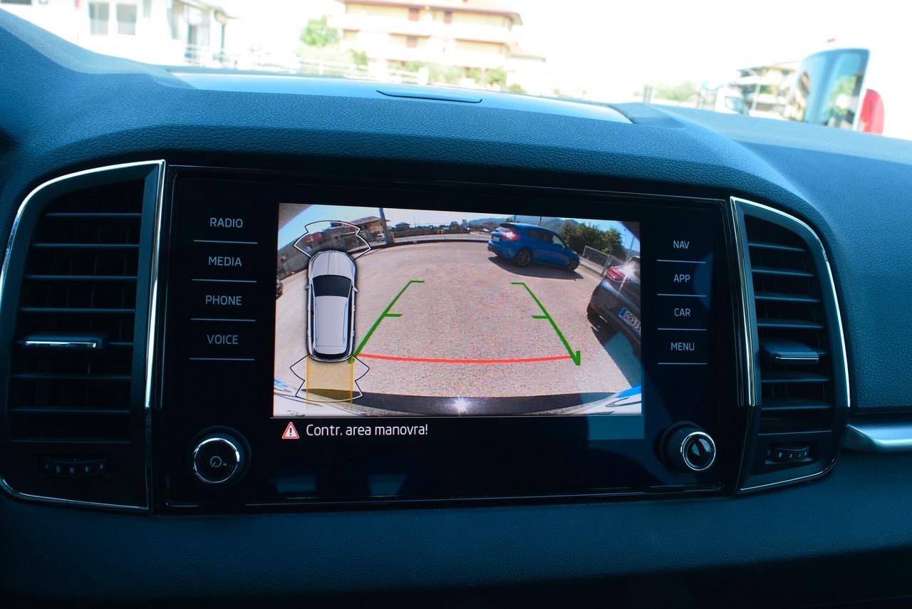 Skoda Karoq 1.0 TSI 110 CV Executive Telecamera Carplay