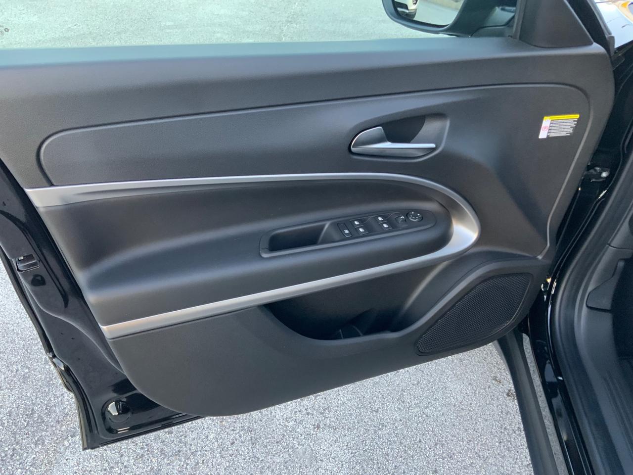 Jeep Avenger 1.2 Turbo 100 CV MHEV Summit TETTO.