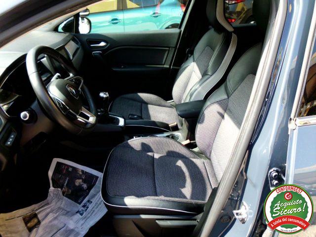 RENAULT Captur Mild Hybrid 140 CV Intens