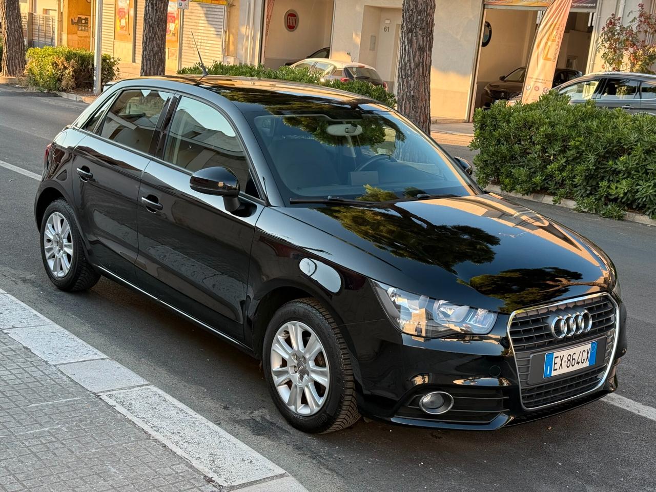 Audi A1 SPB 1.6 TDI 90CV Attraction - 2014