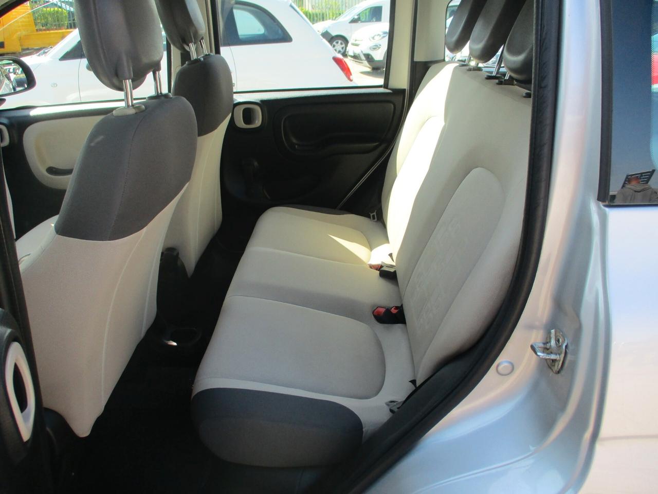 Fiat Panda 1.2 LOUNGE 69CV E6 +600.00 GPL NUOVO