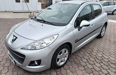 Peugeot 207 1.4 8V 75CV 5p. X Line Neopatentati