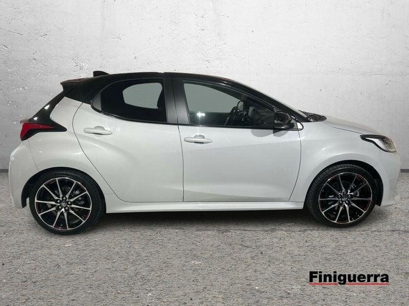 Toyota Yaris Hybrid GR Sport MY22