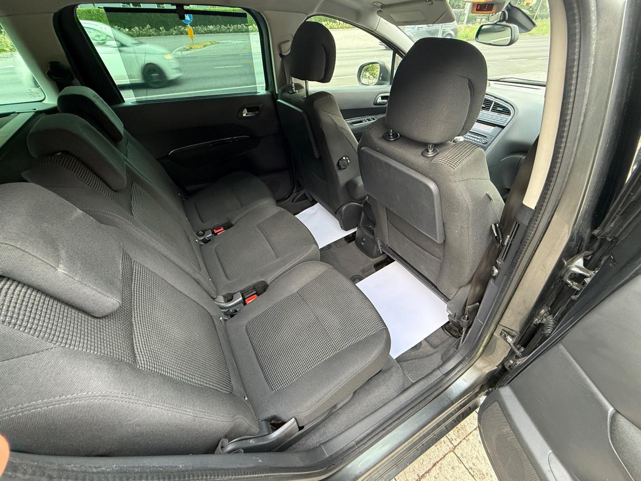 Peugeot 5008 1.6 e-HDi 112CV Stop&Start Active