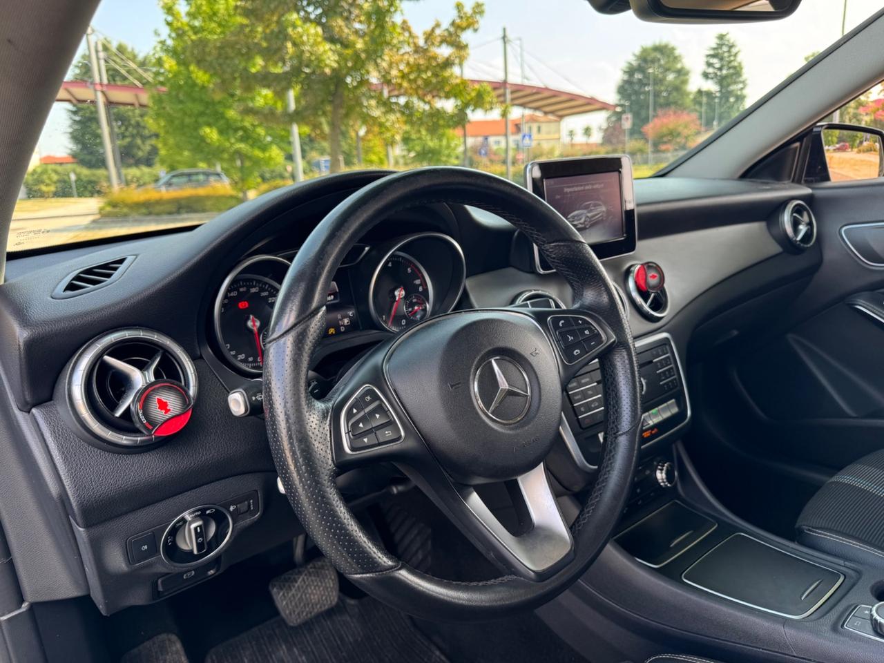 Mercedes-benz CLA 200 d Automatic Business