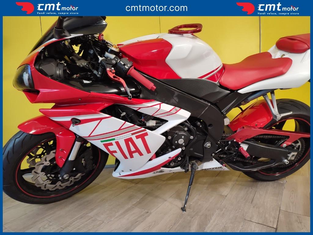 Yamaha YZF R1 - 2010