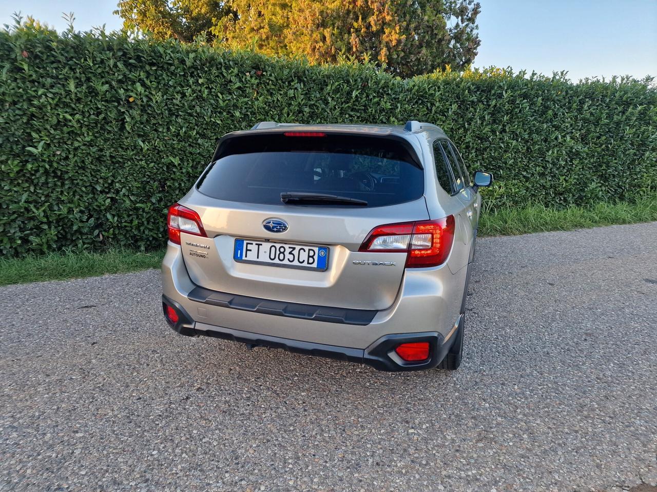 Subaru OUTBACK 2.5 GPL