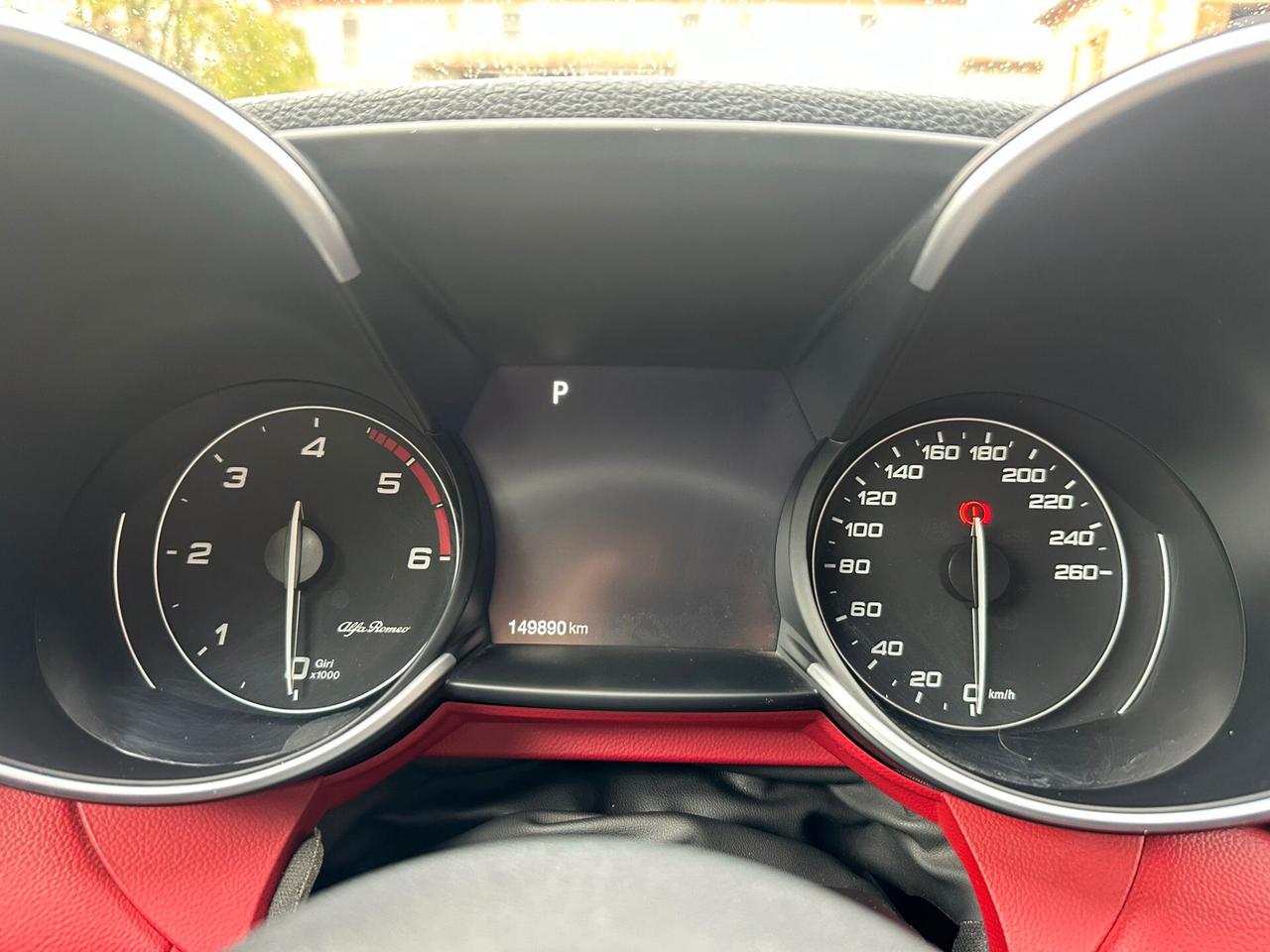 Alfa Romeo Giulia 2.2 Turbodiesel 210 CV AT8 AWD Q4 Veloce