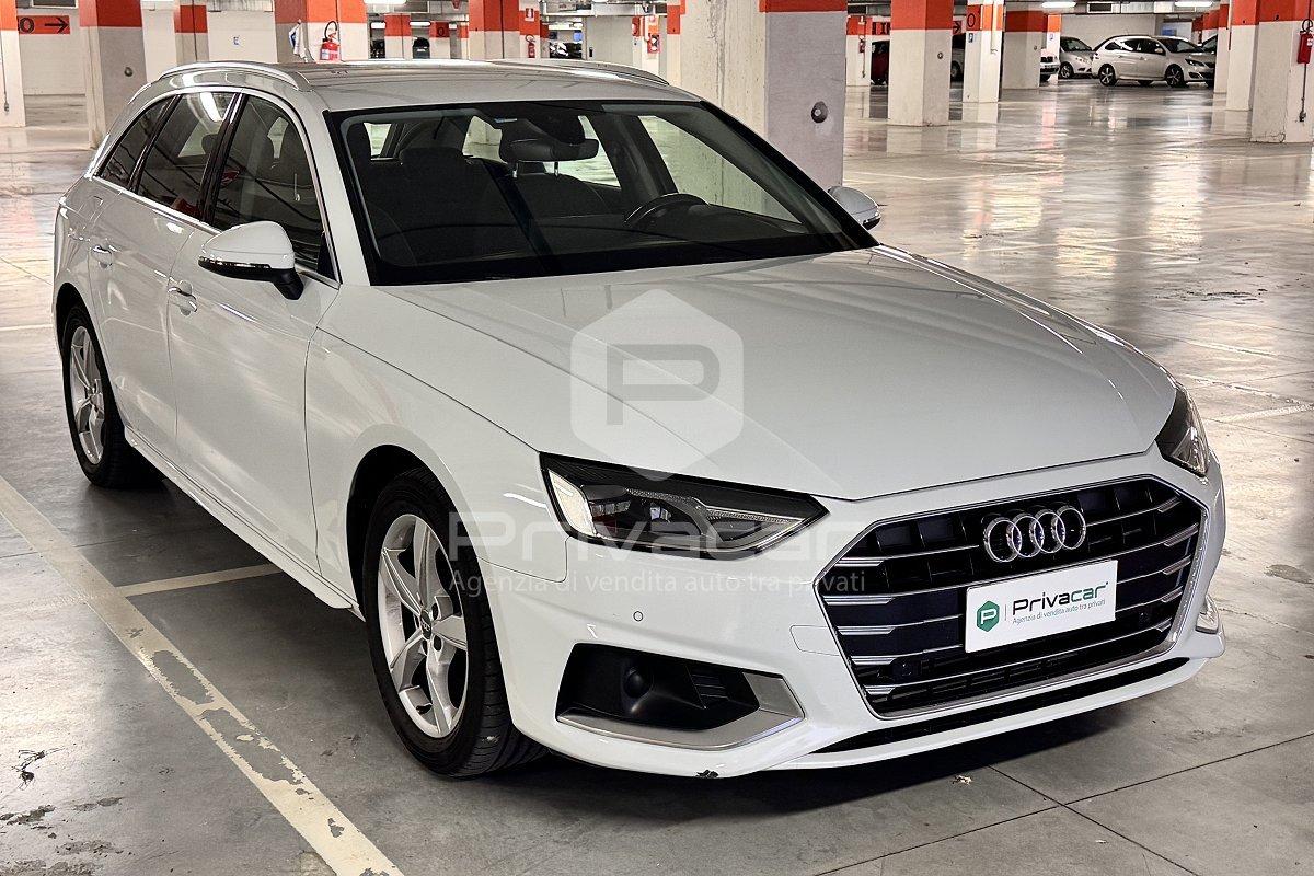 AUDI A4 Avant 35 TFSI S tronic Business Advanced