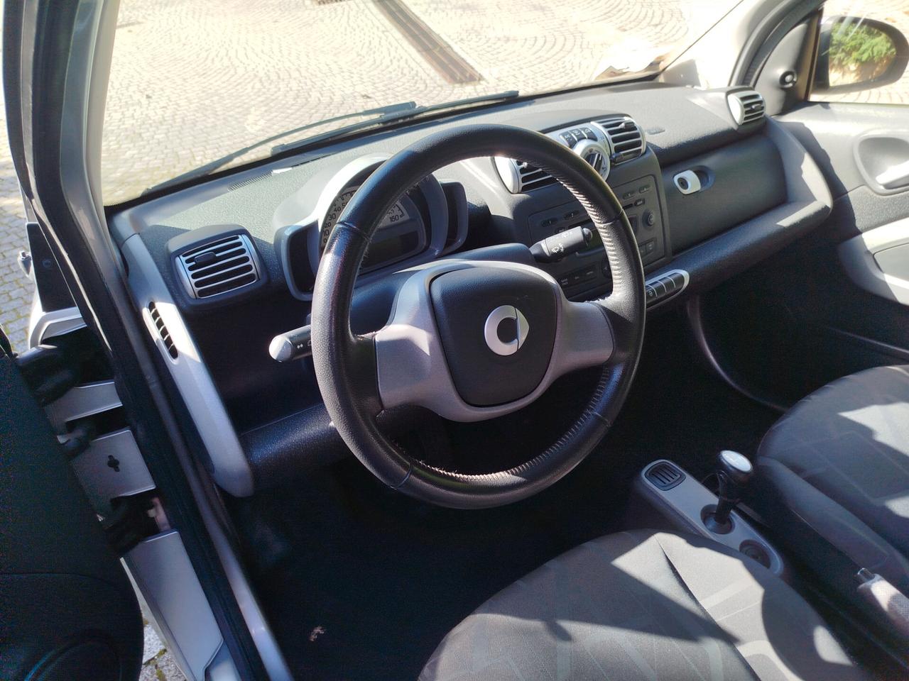 Smart ForTwo 1000 52 kW coupé pure