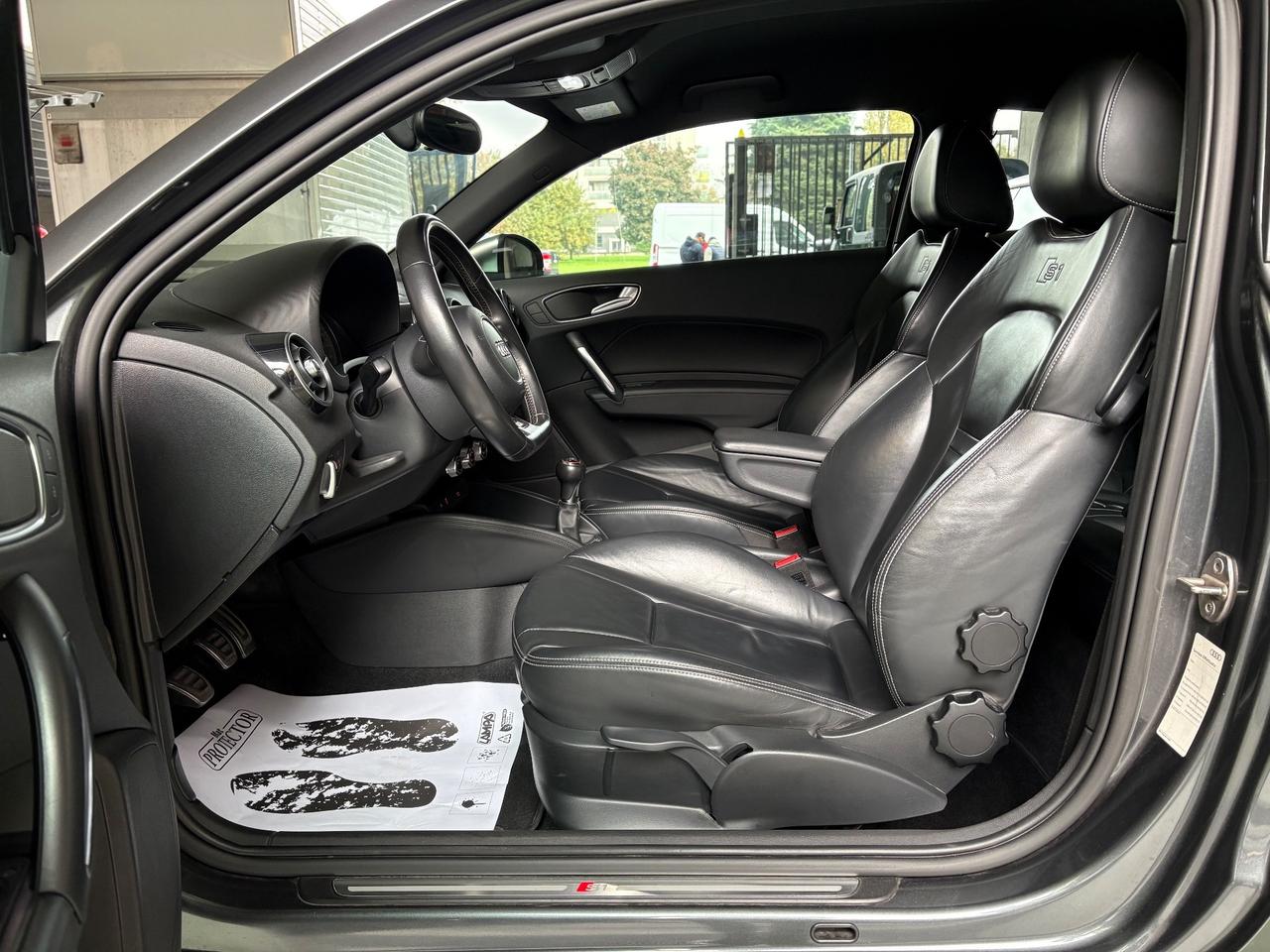 Audi A1 S1 2.0 TFSI quattro manuale