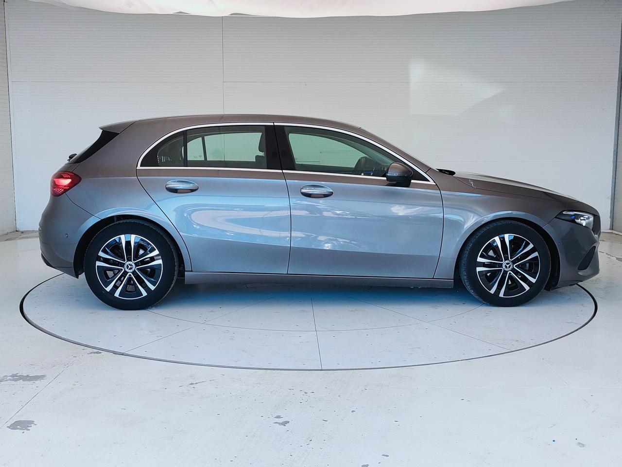 Mercedes-Benz Classe A - W177 2023 - A 180 d Progressive Advanced Plus aut