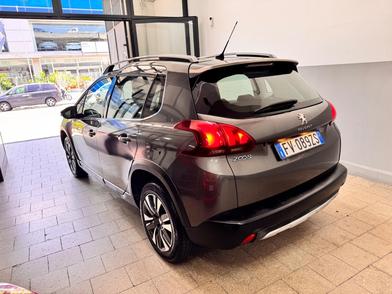 Peugeot 2008 1.2 82 Cv Allure 90.000 KM - 2019