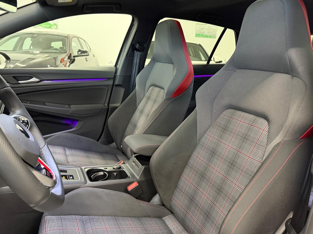 Volkswagen Golf GTI Golf 2.0 TSI GTI DSG PERFORMANCE
