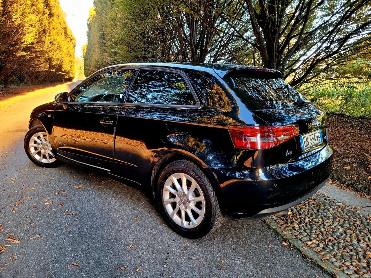 Audi A3 SPB 1.6 TDI 105 CV ADATTA A NEOPATENTATI