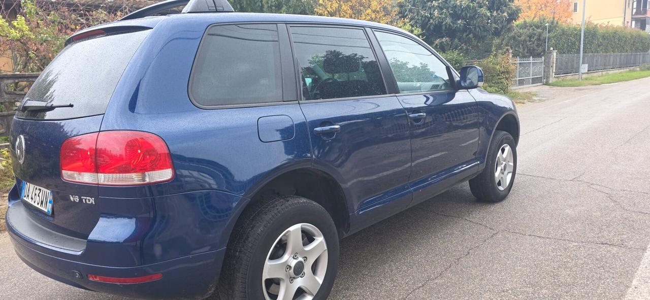 Volkswagen Touareg 3.0 V6 TDI DPF tiptronic 4x4